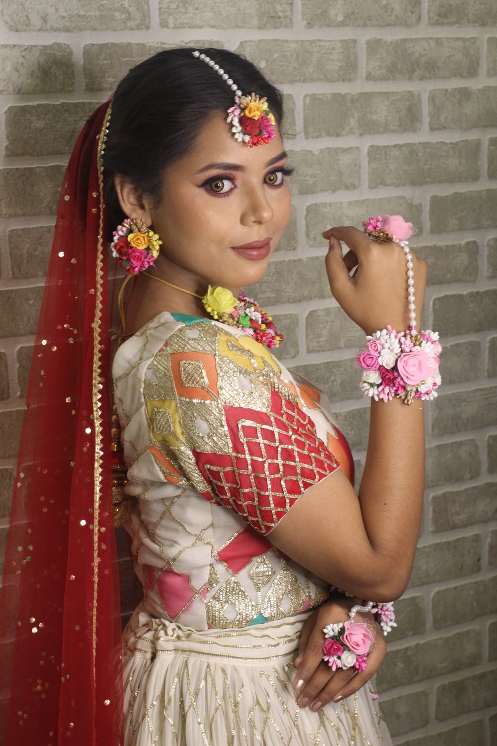 Photo From Radiant Beginnings: Haldi & Engagement Makeup Collection. - By Simran Sahni's Glamor Zone