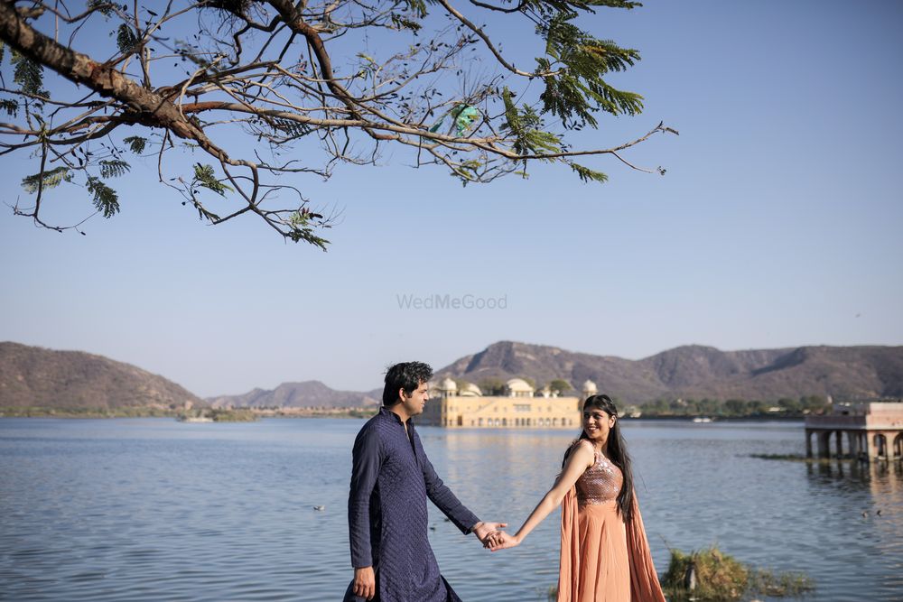 Photo From Ishu and Shivam || Pre-wedding - By Chitrgraphy Productions