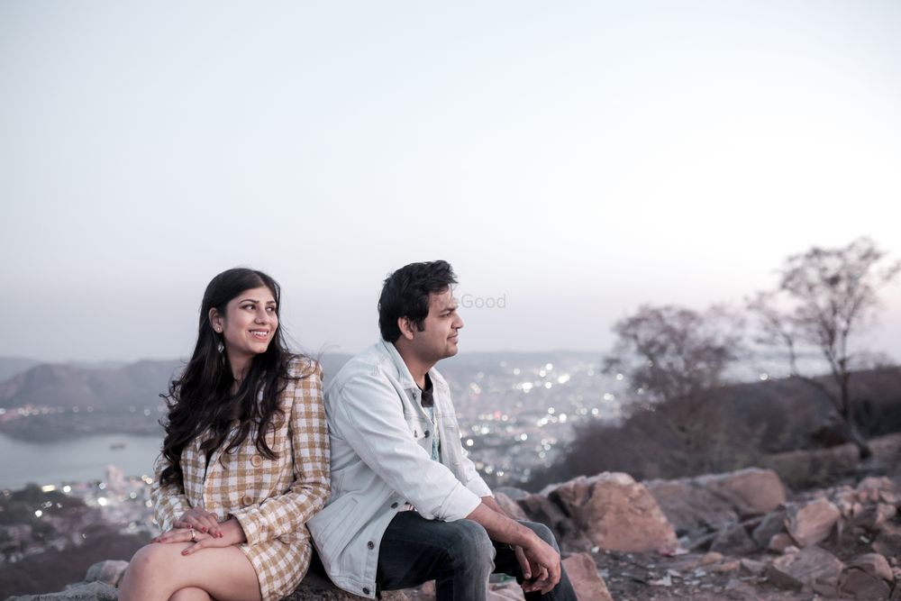 Photo From Ishu and Shivam || Pre-wedding - By Chitrgraphy Productions