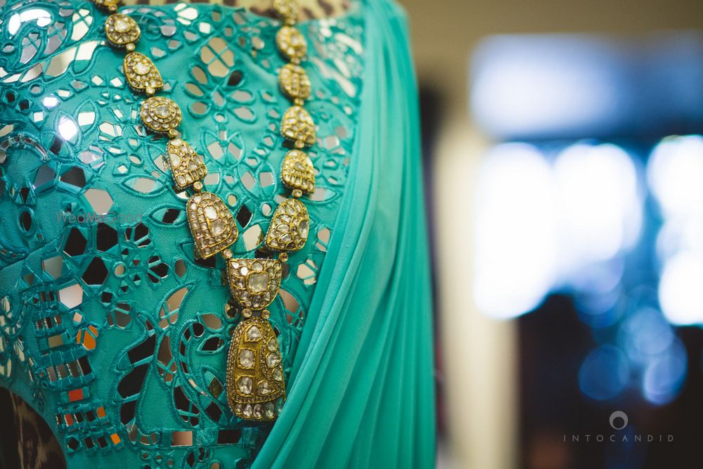 Photo From WedMeGood: Red Carpet Bride - By Bespoke Vintage Jewels - By Shweta & Nitesh Gupta