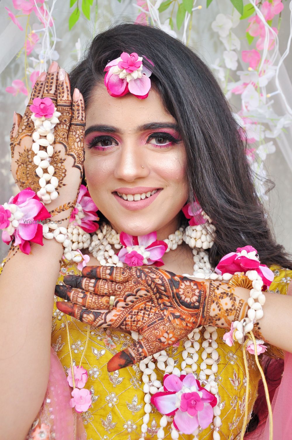 Photo From Haldi/Mehendi Looks - By Pretty faces by Kriti