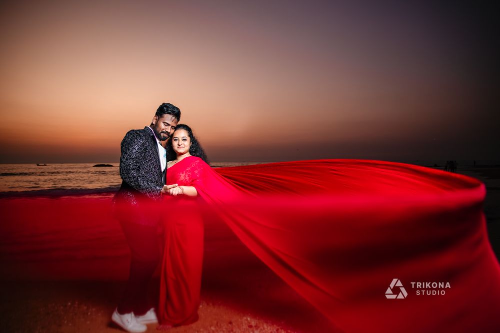 Photo From Pre Wedding - By Trikona Studio