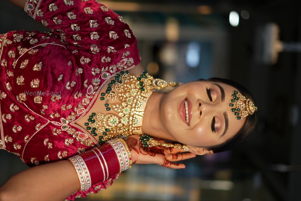 Photo From DEWY BRIDAL GLAM FOR MARWAR BRIDE - By Kapila Gupta Makeup