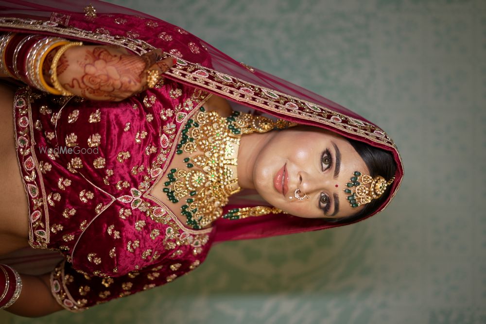 Photo From DEWY BRIDAL GLAM FOR MARWAR BRIDE - By Kapila Gupta Makeup