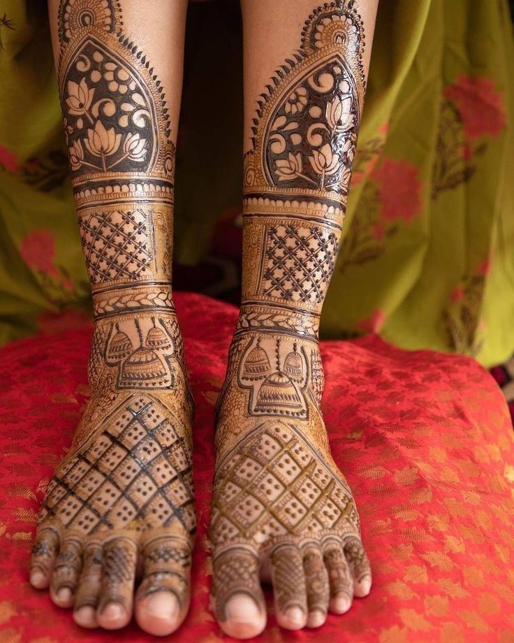 Photo From leg design - By Ram Mehandi Artist