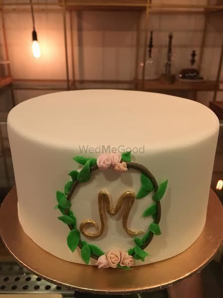 Photo From Bridal Shower Cakes - By Concu