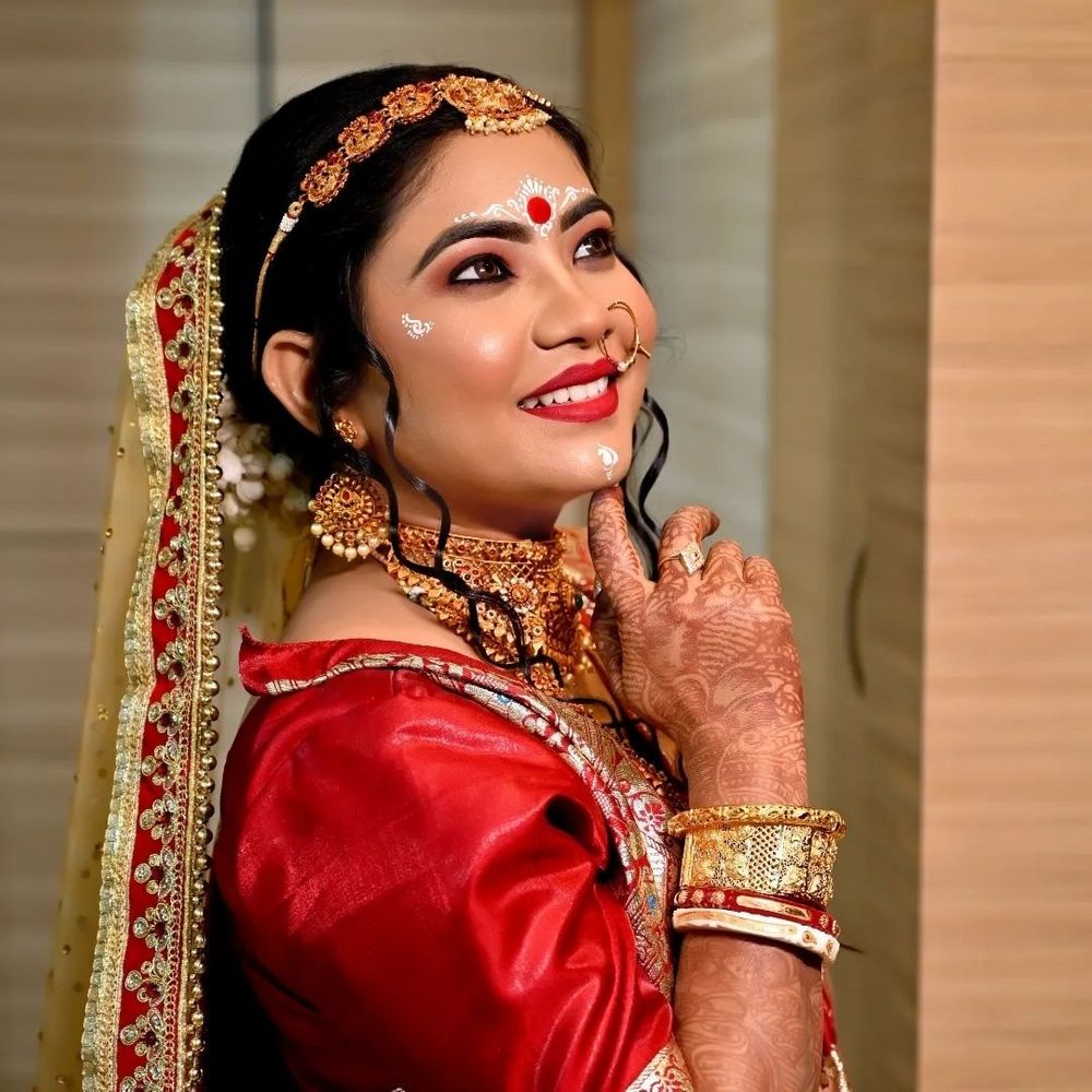 Photo From Bengali bridal look - By Make Me Glam Makeup Studio and Academy