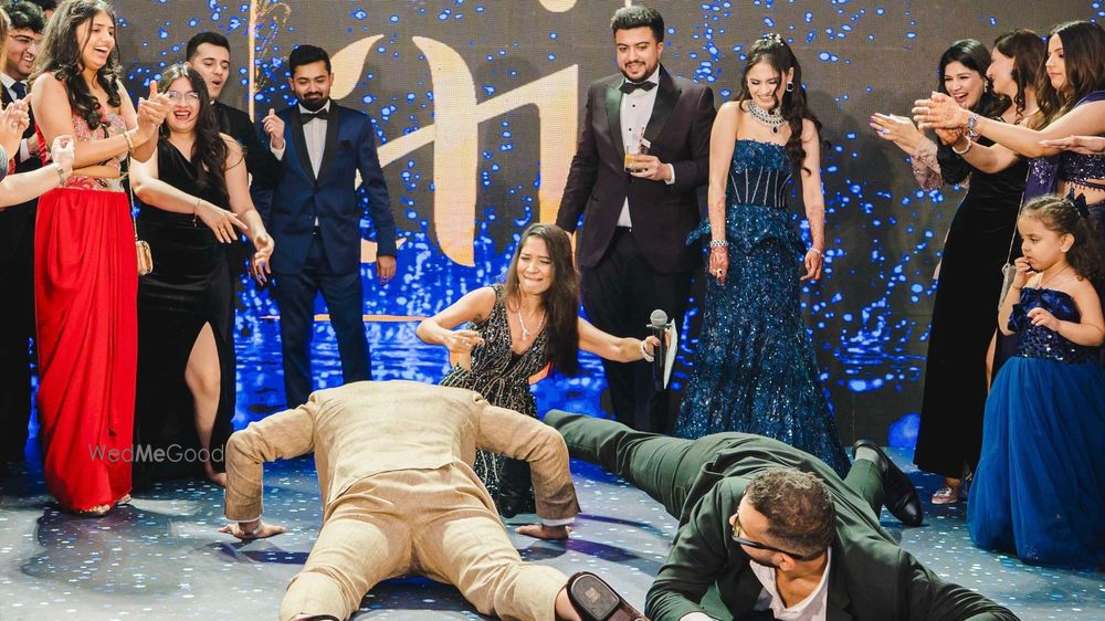 Wedding Anchor Divya Aggarwal