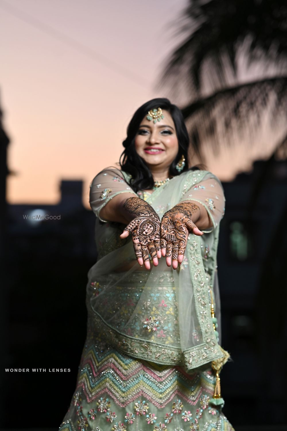 Photo From MEHANDI SHOOT - By Wonder With Lenses