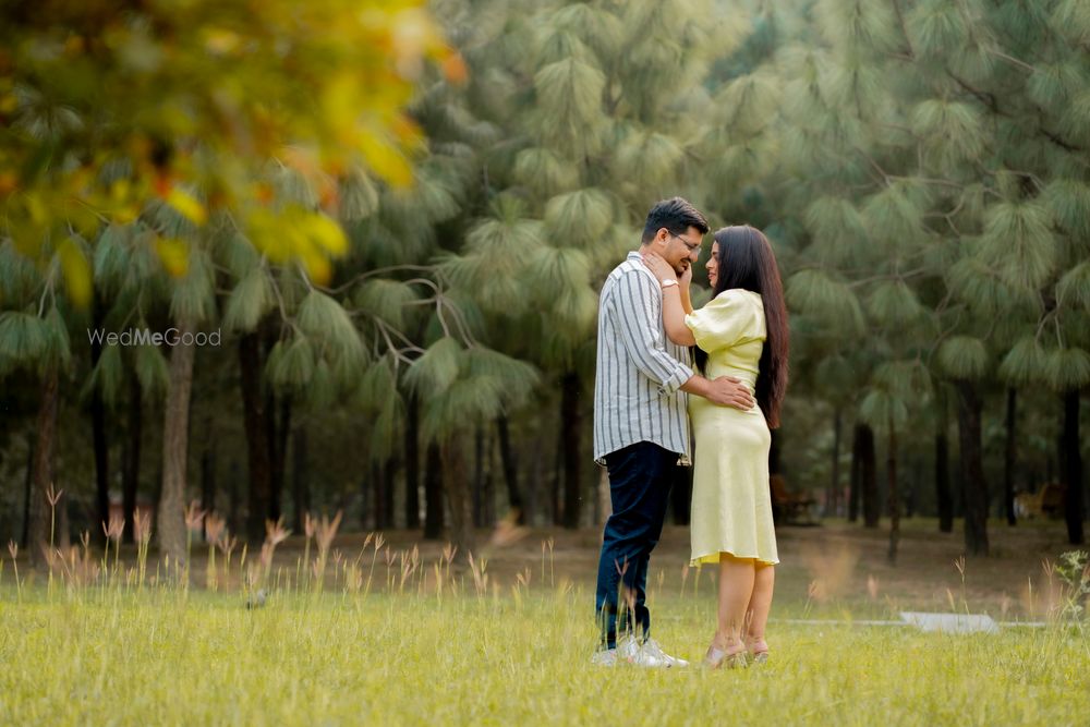 Photo From Bhupendra + Ayushi Prewedding - By The Creative Studio