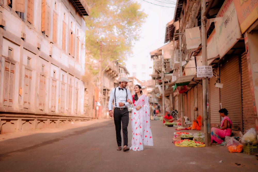 Photo From Tushar & Shruti Retro Style Pre Wedding - By Tejas Shinde Photography