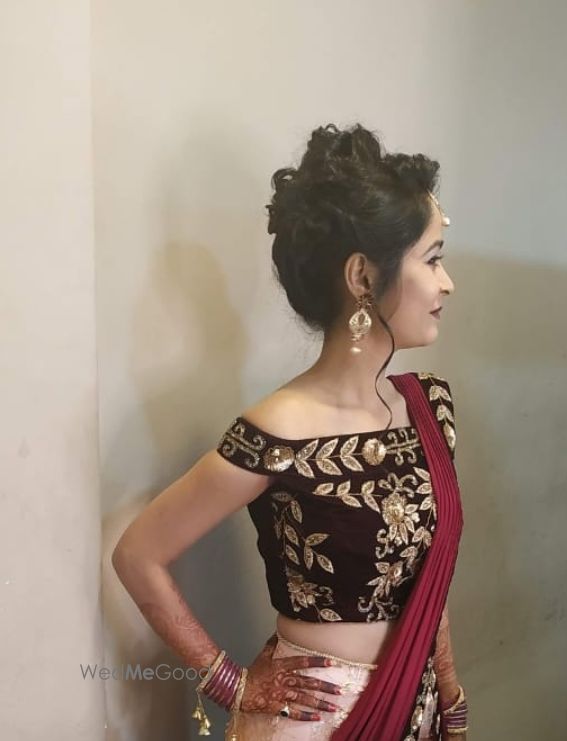 Photo From engagement - By Lorin Salon