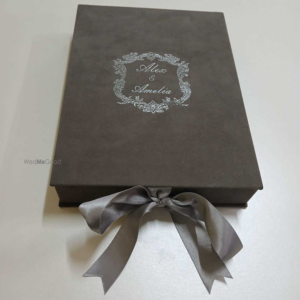 Photo From Velvet Invitation Box - By Luxury Wedding Invite & Packaging