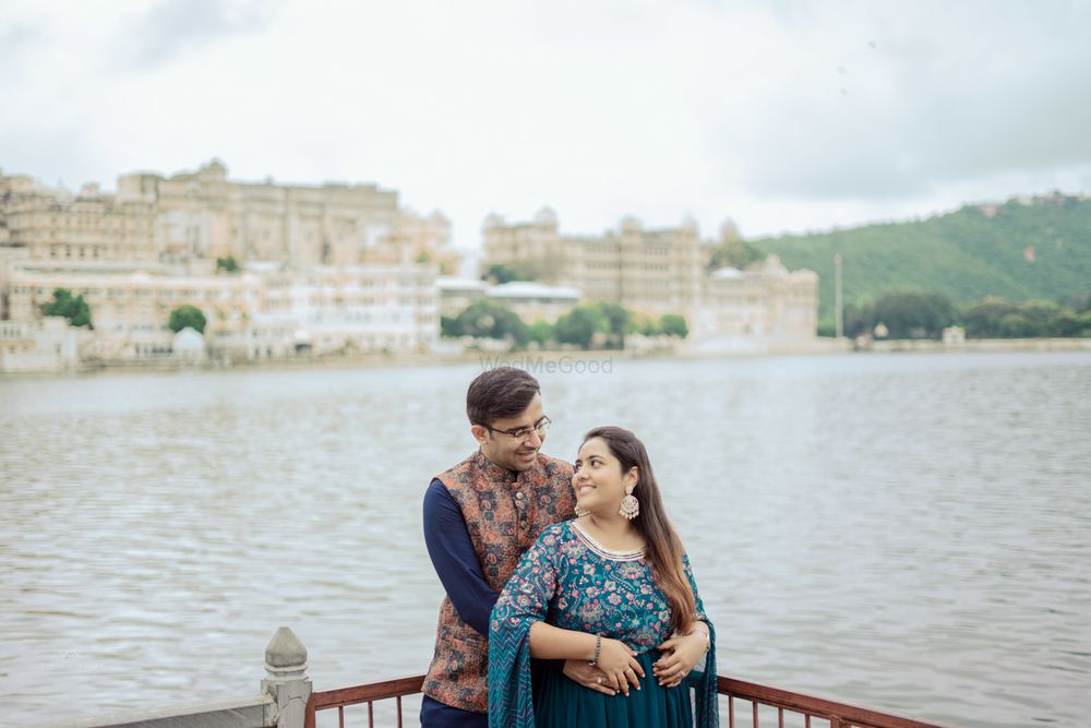 Photo From PRE-WEDDING PORTFOLIO - By Churning Ocean