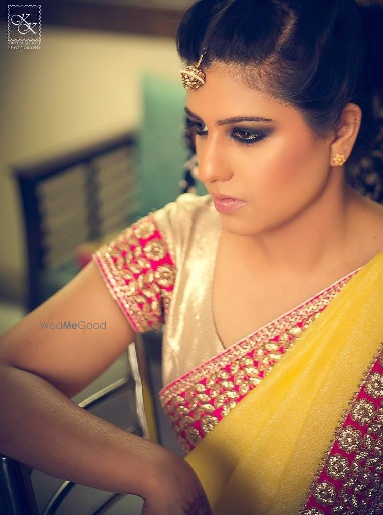 Photo From ENGAGEMENT, SANGEET, & PARTY MAKEUP  - By Farhan Grooming Box