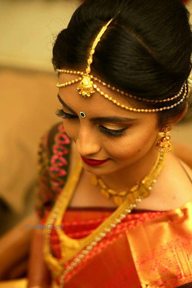 Photo From Pooja's wedding - By Makeup and Hair by Aarati K