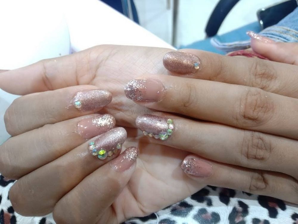 Photo From Nails Extension - By VLCC Salon, Bhelupur