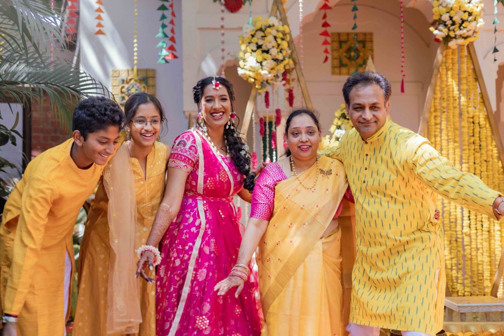 Photo From SNEHA & KUMARESH BENGALI HALDI - By Akshit Jaiswal Photography