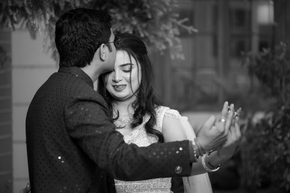 Photo From Nitesh and Rupali Engagement - By Rajneesh Srivastava Photography