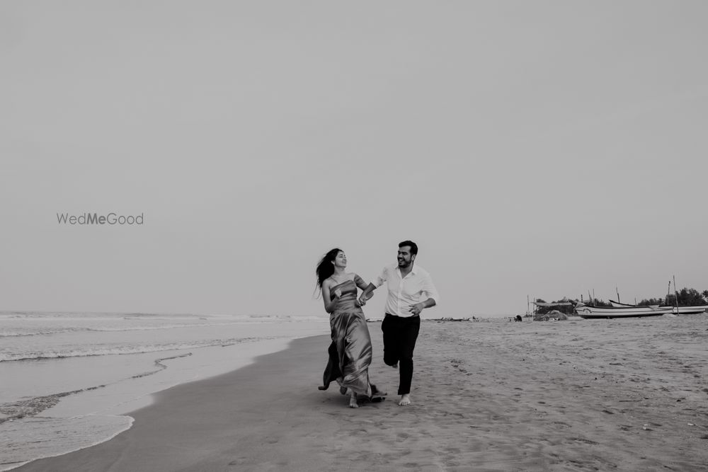 Photo From Resham & Shashank Pre-Wedding - By Dhaarna Bhola Photography