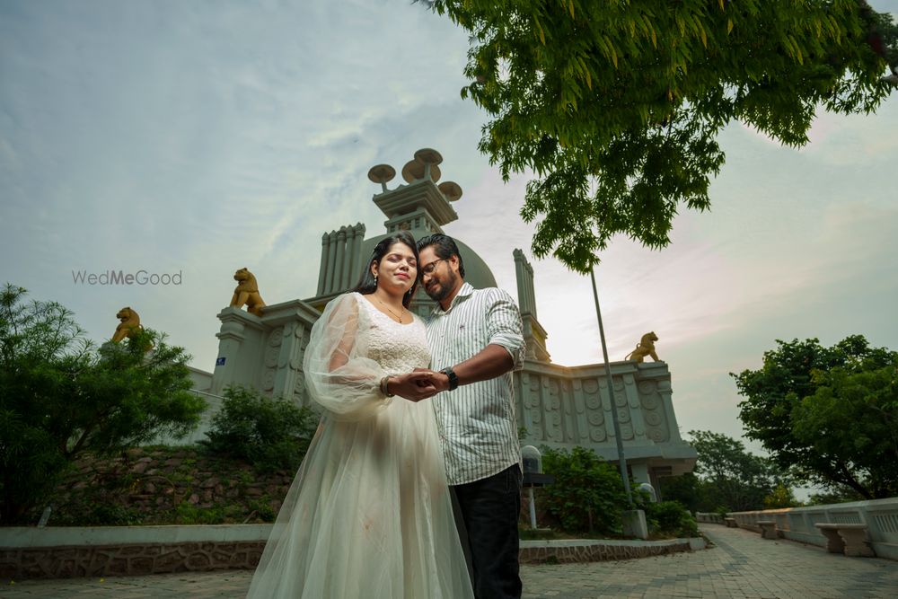 Photo From Prewedding - By Picturesque Digital