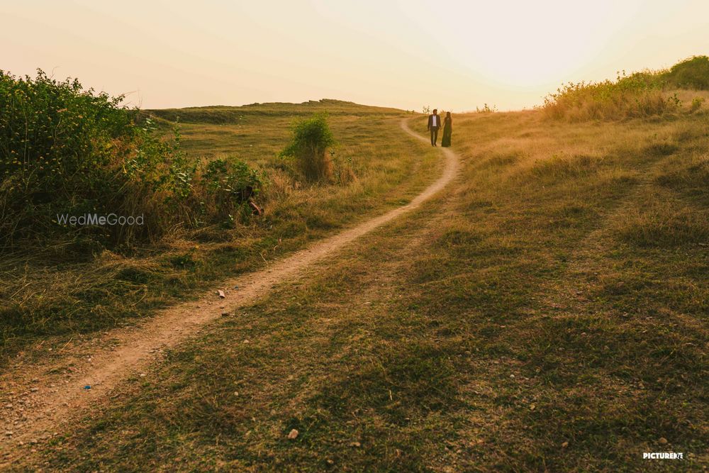 Photo From PreWedding of DEVYANI & HARSH - By Picture Me