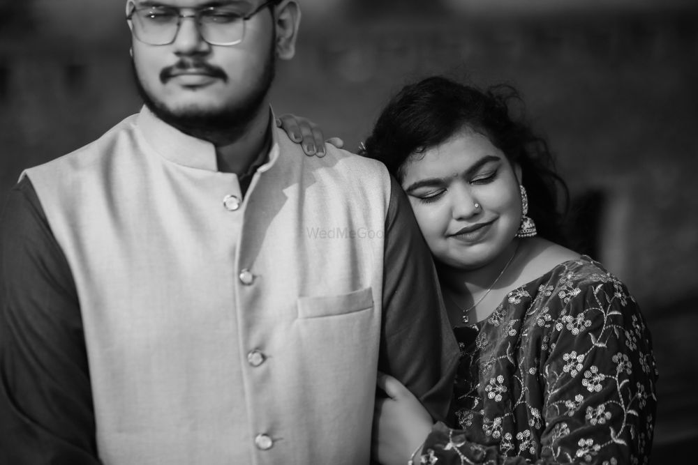 Photo From Indore Prewedding 01 - By Mayur's Photography