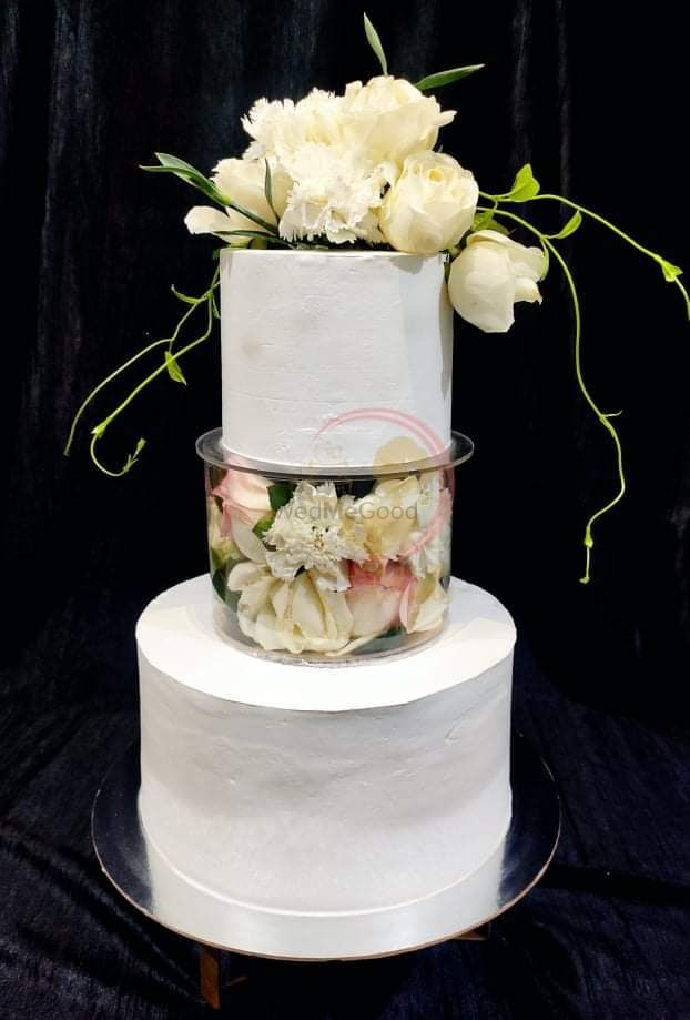 Photo From Wedding Engagement Anniversary Cakes - By The Tastebuds