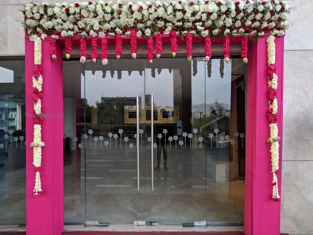 Photo From Elegant floral mandapam - By Auspicious Flower Decor and Events