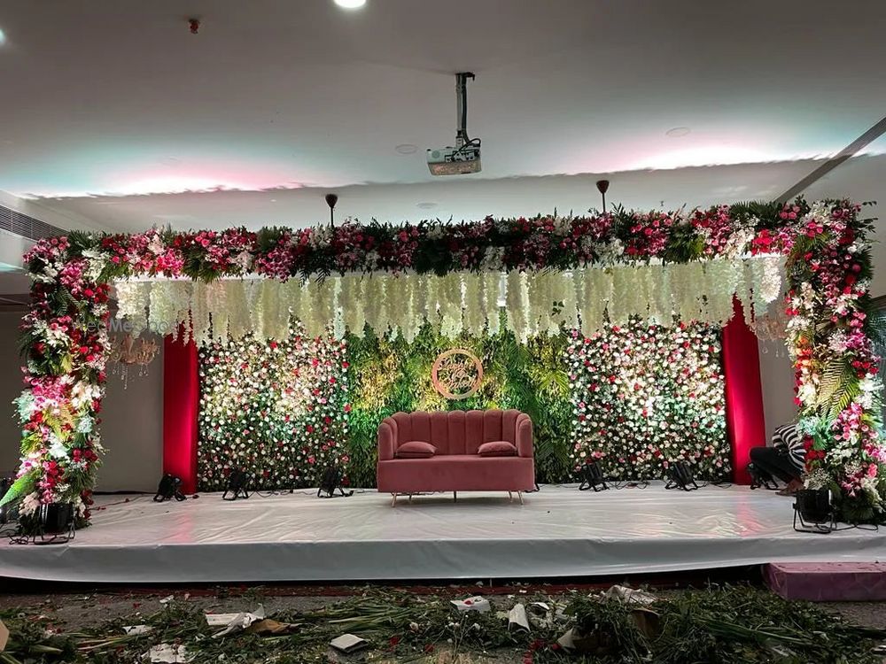 Photo From Engagement or Reception ceremony  - By Auspicious Flower Decor and Events