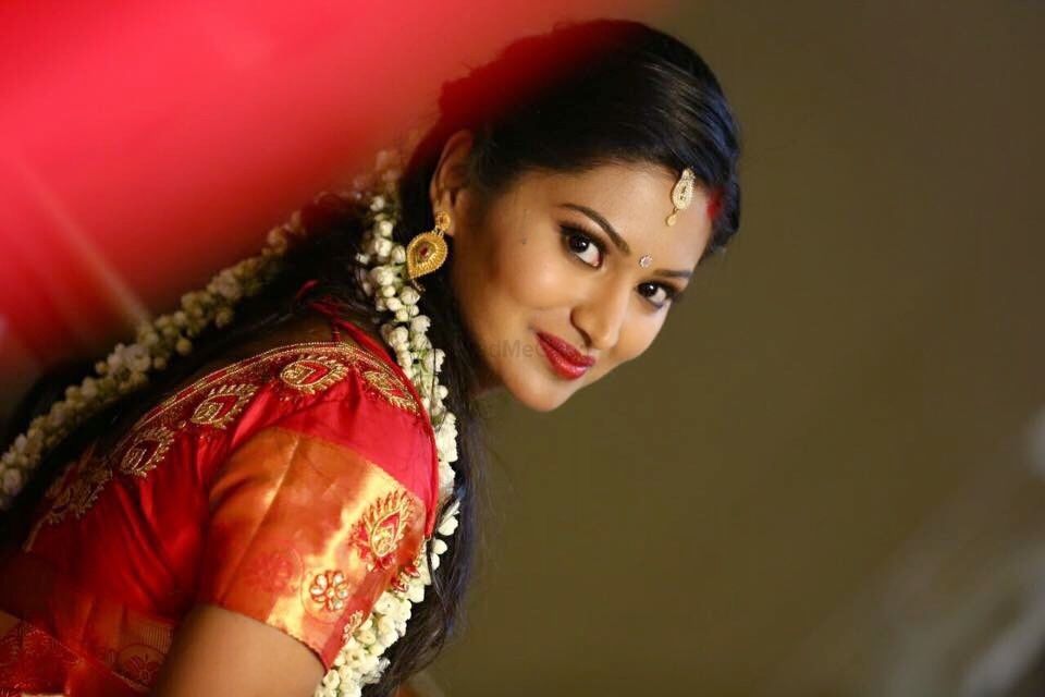 Photo From Bride Rini  - By Makeover By Sunitha Behura 