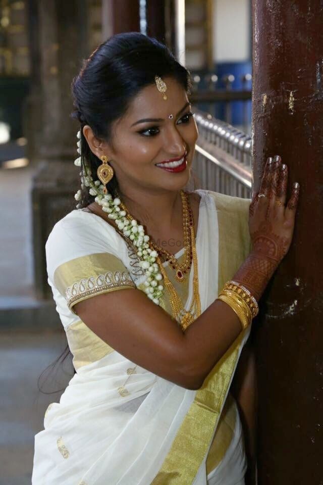 Photo From Bride Rini  - By Makeover By Sunitha Behura 