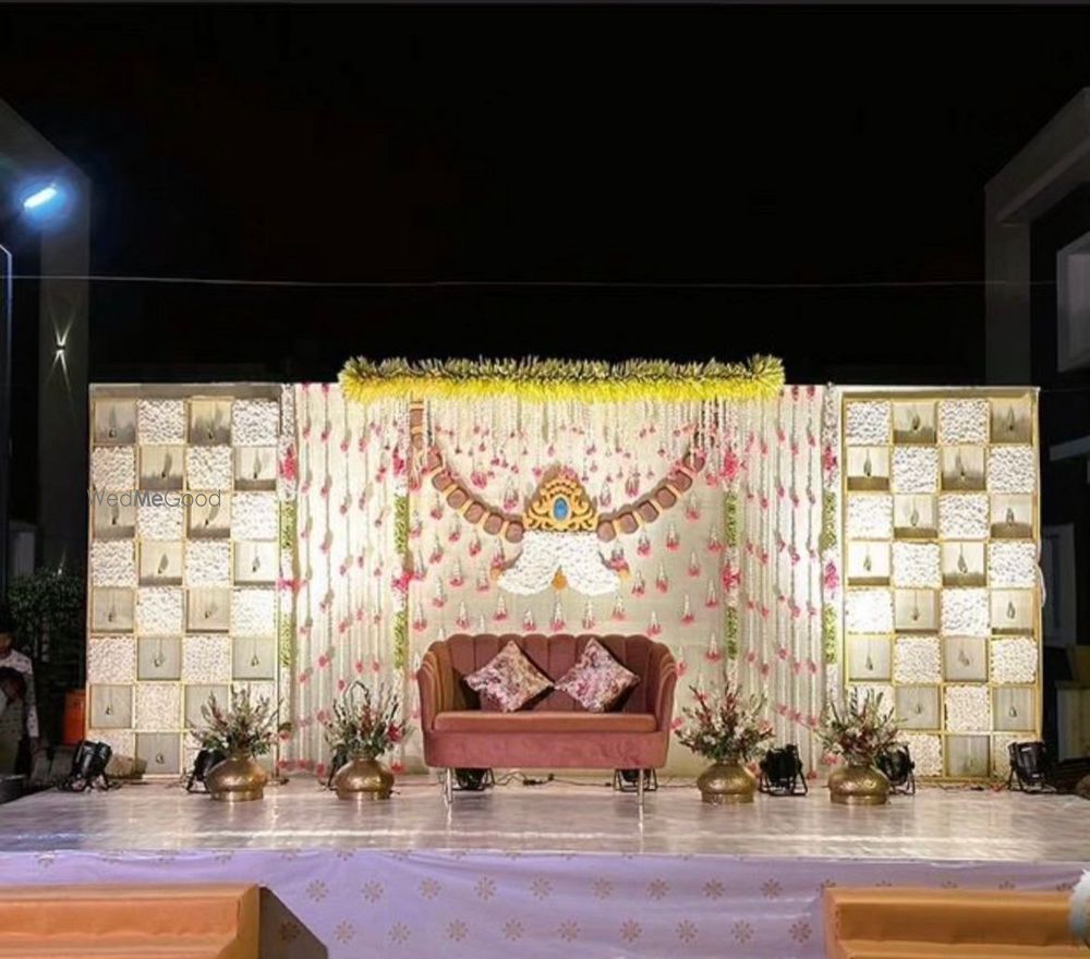 Photo From Bride/groom Decors - By Sri Bhavani Events