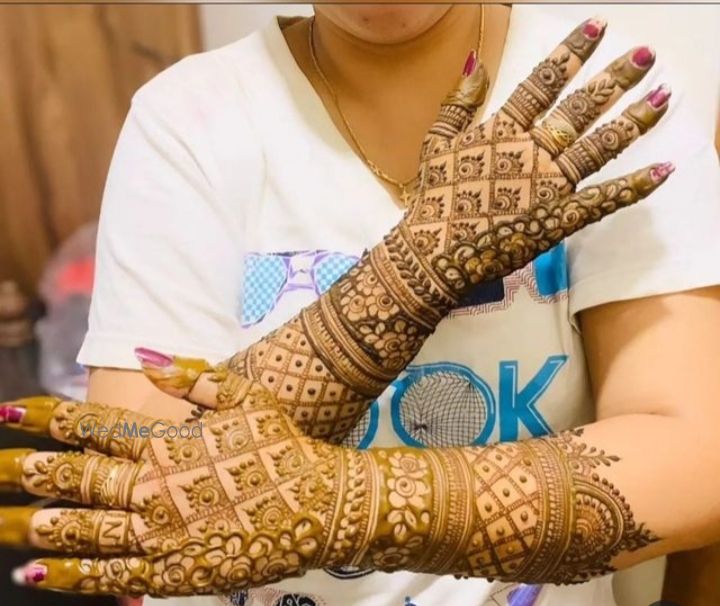 Photo From bridal back hand mehndi design - By Govind Mehandi Artist Bangalore