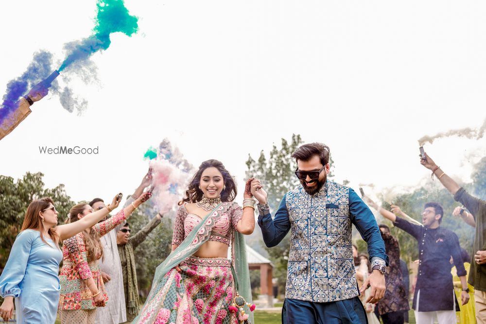 Photo From Aishwarya & Nikhil, Mehendi & Sangeet Ceremony - By Pinakin Studios