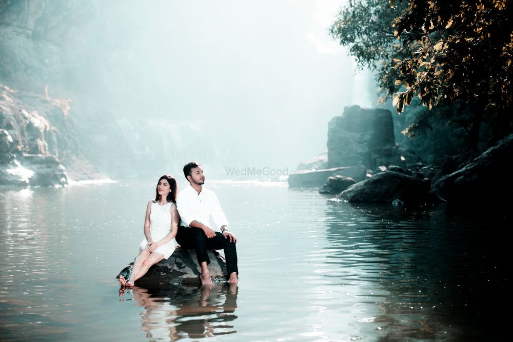 Photo From Shubham & Ayushi - Prewedding - By CFI Photography