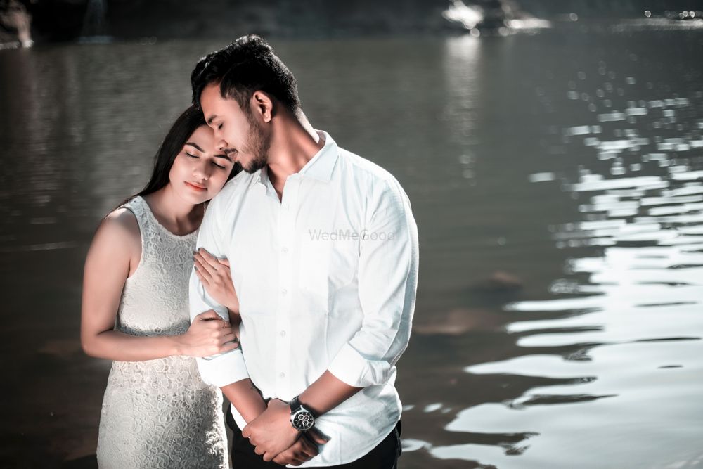 Photo From Shubham & Ayushi - Prewedding - By CFI Photography