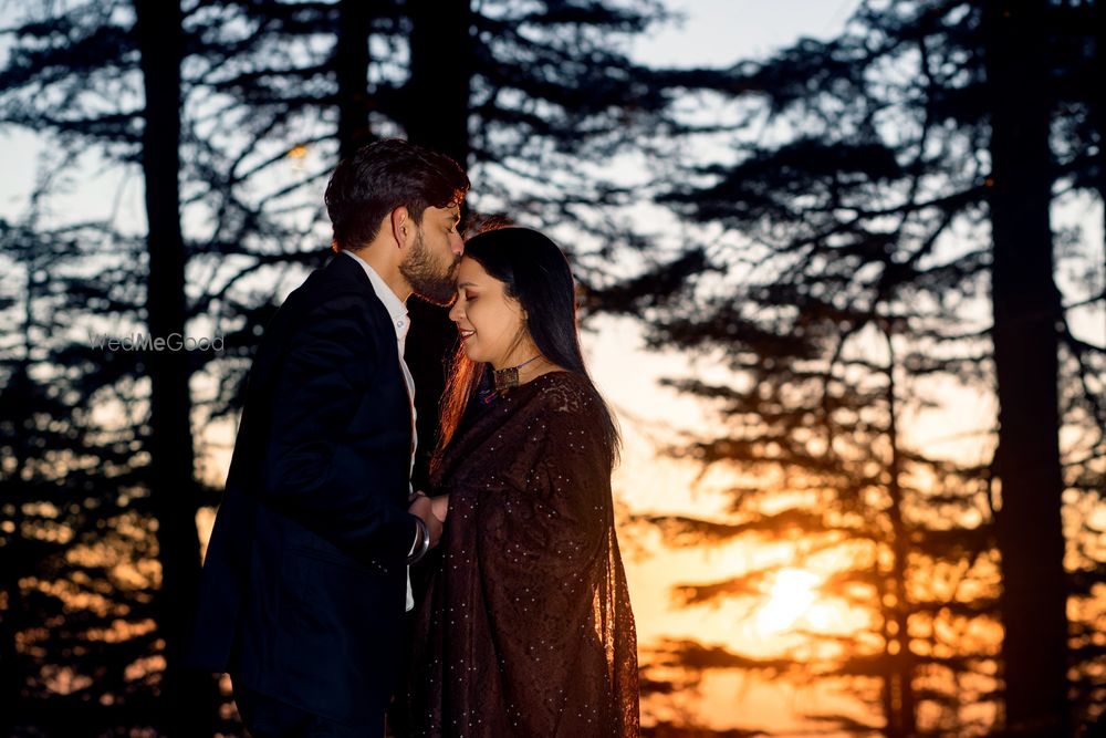 Photo From Amit & Pooja Pre wedding - By Darkroom Production