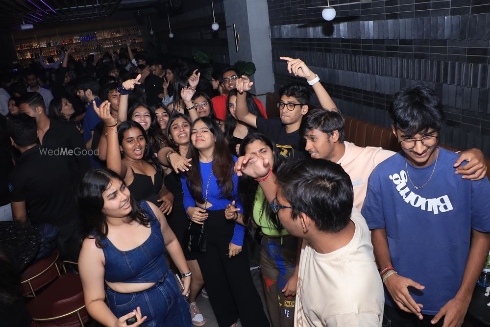 Photo From DJ Santy – Live at Tierra Kitchen & Bar, Worli - By DJ Santy