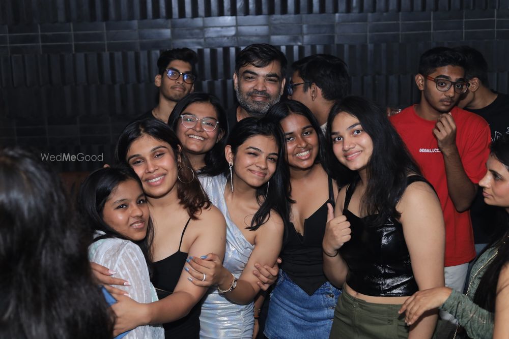 Photo From DJ Santy – Live at Tierra Kitchen & Bar, Worli - By DJ Santy