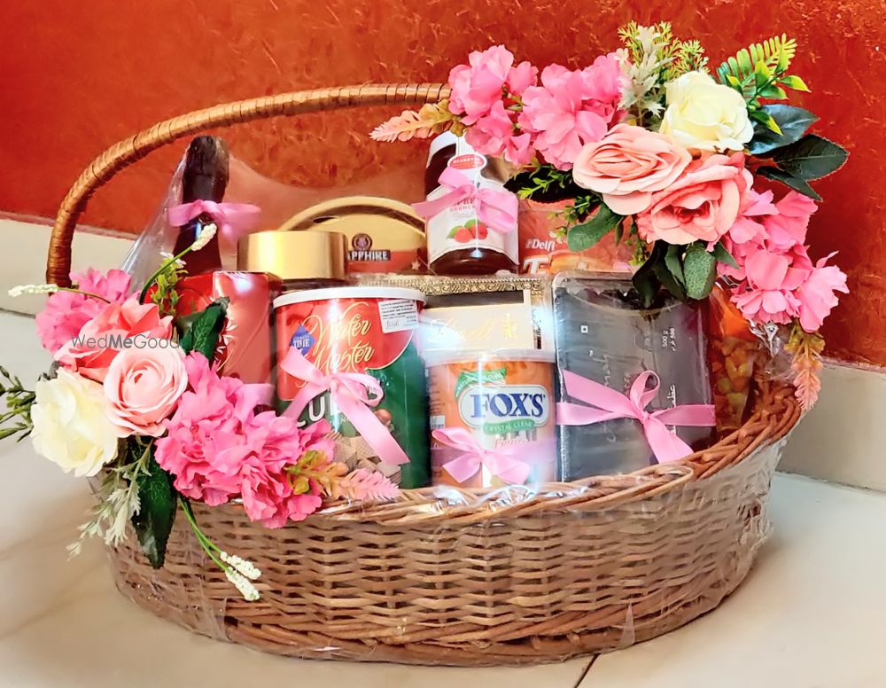 Photo From Decorated Baskets - By Glitterzz Creatio