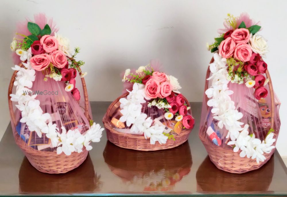 Photo From Decorated Baskets - By Glitterzz Creatio