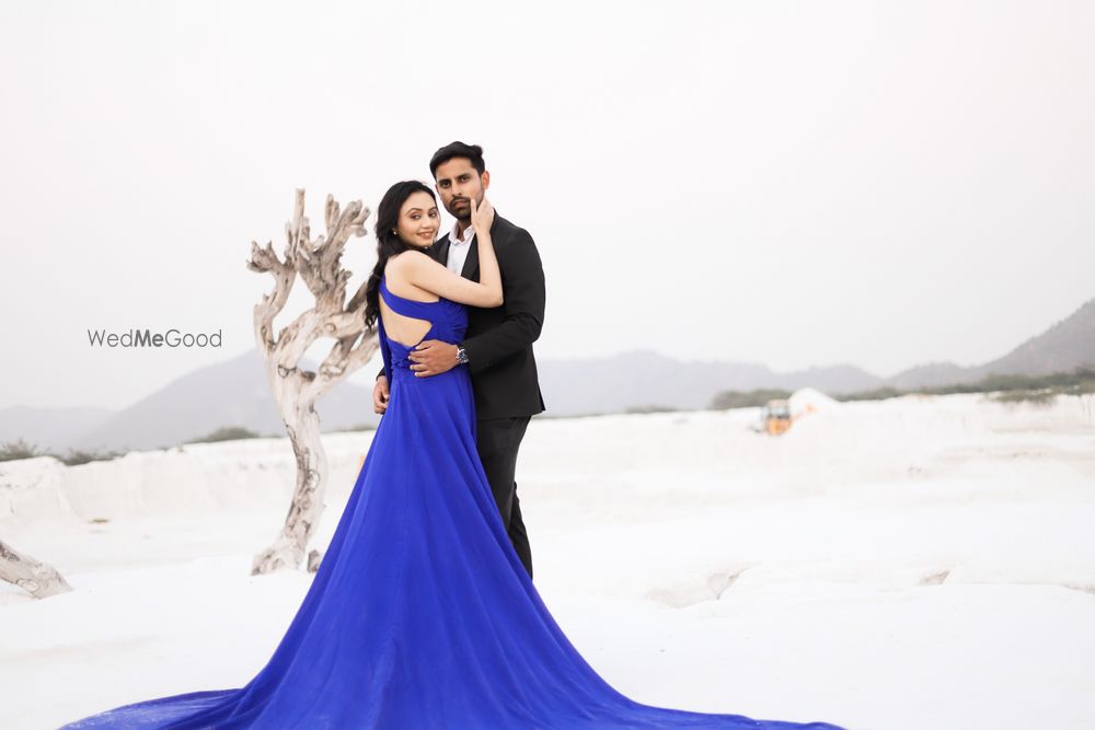Photo From Pre-wedding - By Lens Queen Photography
