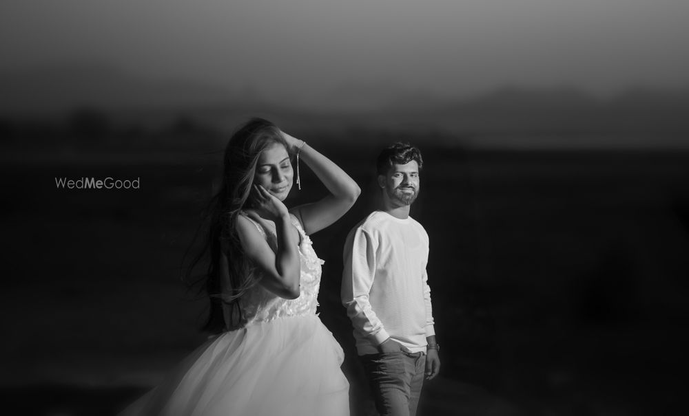 Photo From Gaurav & Rutuja Pre Wedding - By Priyal Digital