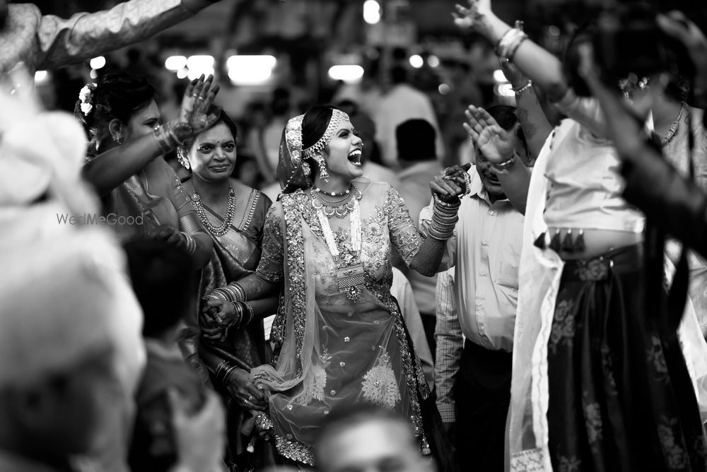 Photo From Wedding | Mitul-Dhruva - By Sandeep Gadhvi Photography