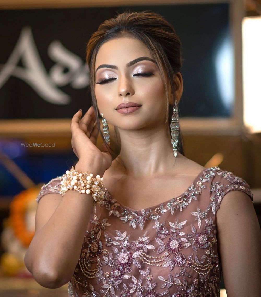 Photo From Engagement & Reception Makeup  - By Makeover by Khushi Sethi