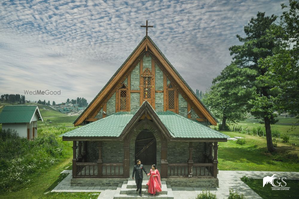 Photo From Kashmir Pre-Wedding - By GS Dreams Expose