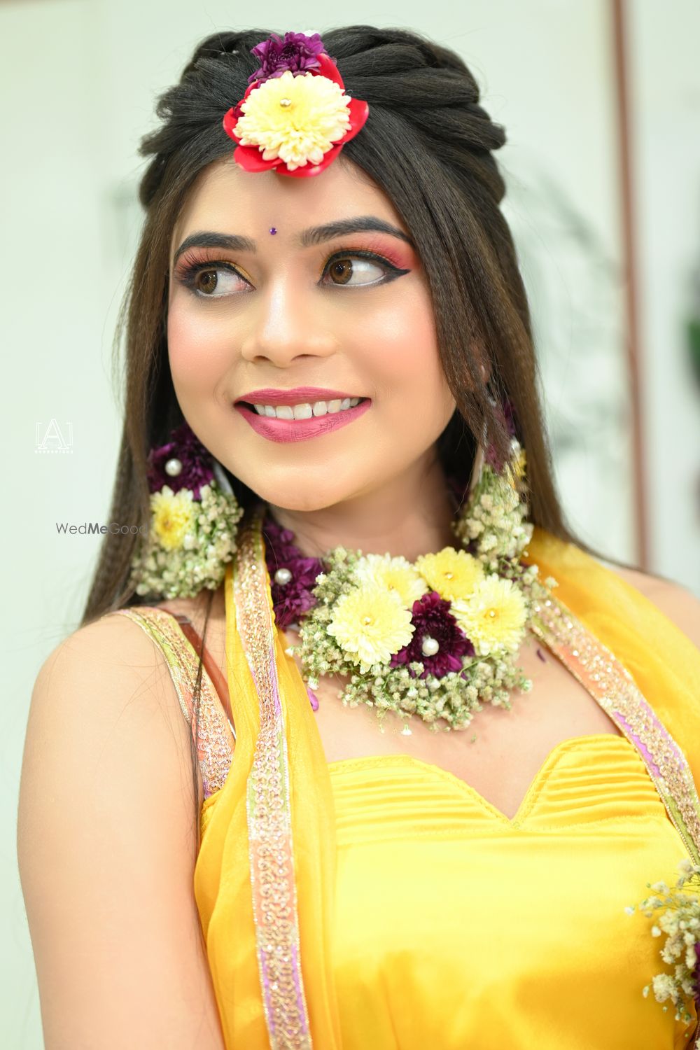 Photo From haldi look - By Somi Khan Makeup Artist