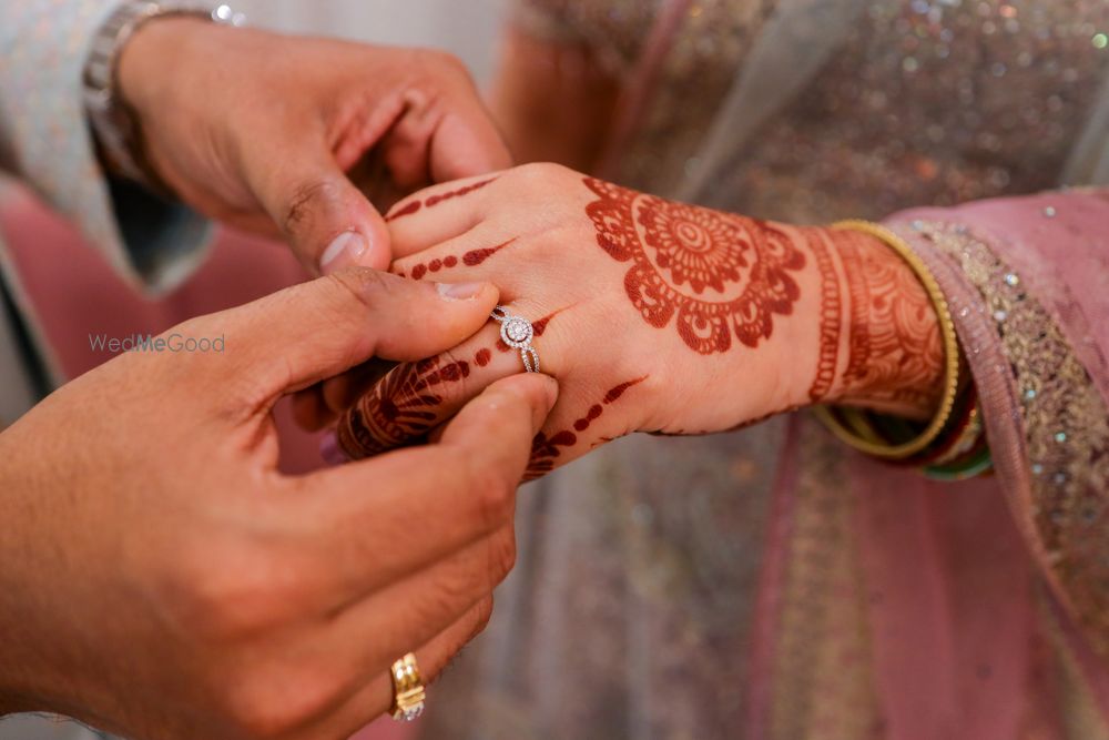 Photo From Engagement Photos - By Photolife