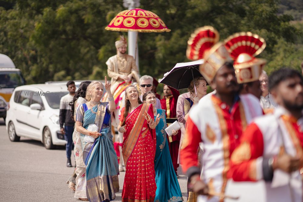 Photo From Priya & Bradley - By What A Story